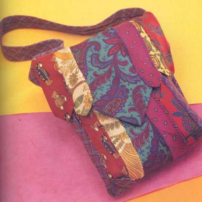 Image Courtesy: http://www.sonyastyle.com/sections/Wear/Necktie_Purse